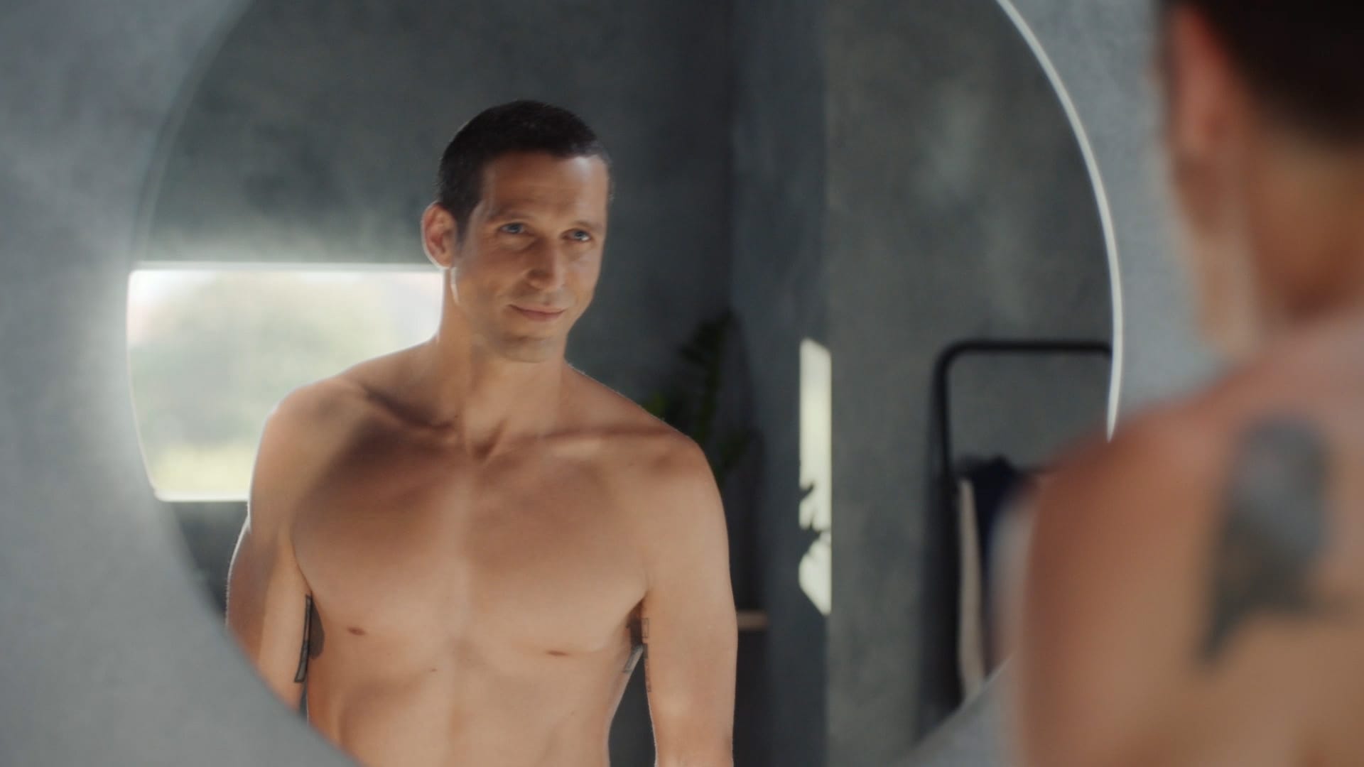 NIVEA - SKIN COMPLIMENTS