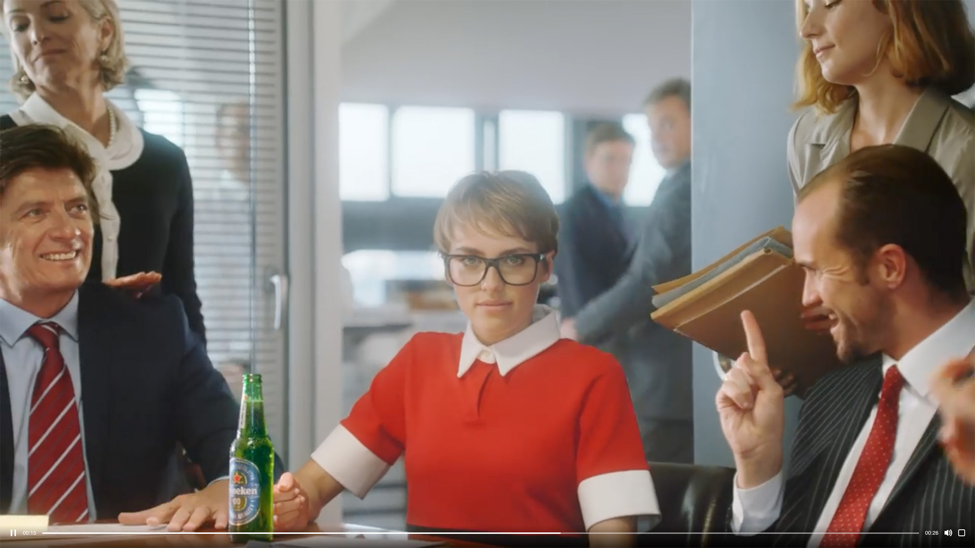 WEbsite2025-_0002s_0006_Heineken5-gif3